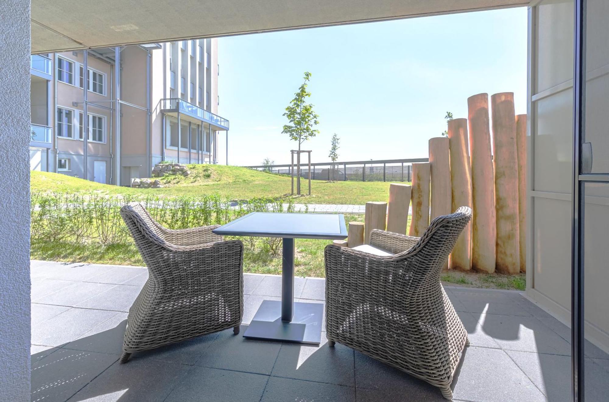 Zwei Wasser - Strandhaus Alte Seefahrtschule Aparthotel Wustrow  Exterior foto