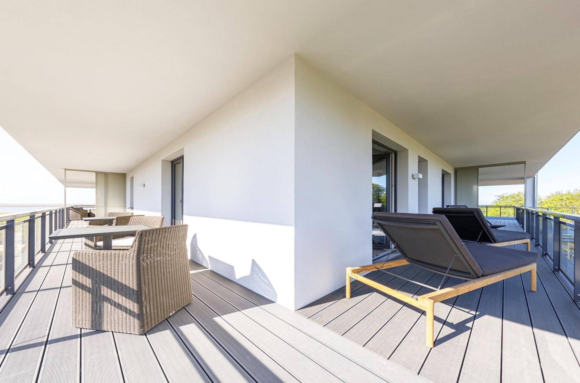 Zwei Wasser - Strandhaus Alte Seefahrtschule Aparthotel Wustrow  Exterior foto